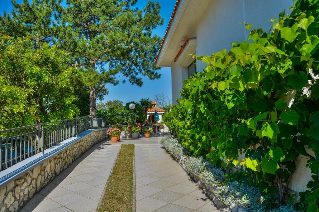 Bella Vista Apartments Криквеница Екстериор снимка