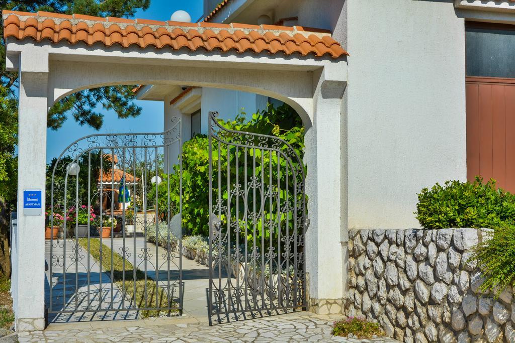 Bella Vista Apartments Криквеница Екстериор снимка