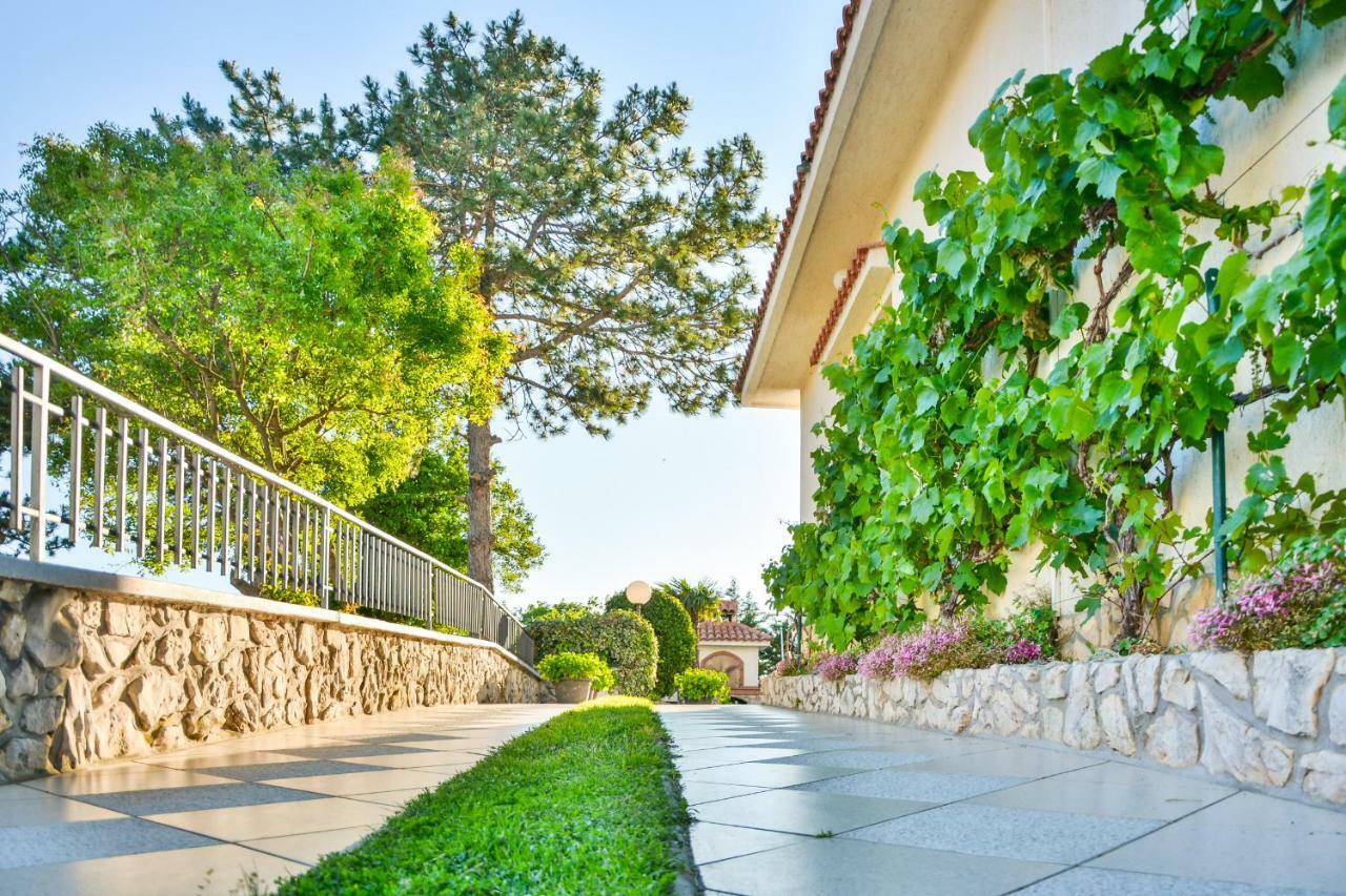 Bella Vista Apartments Криквеница Екстериор снимка
