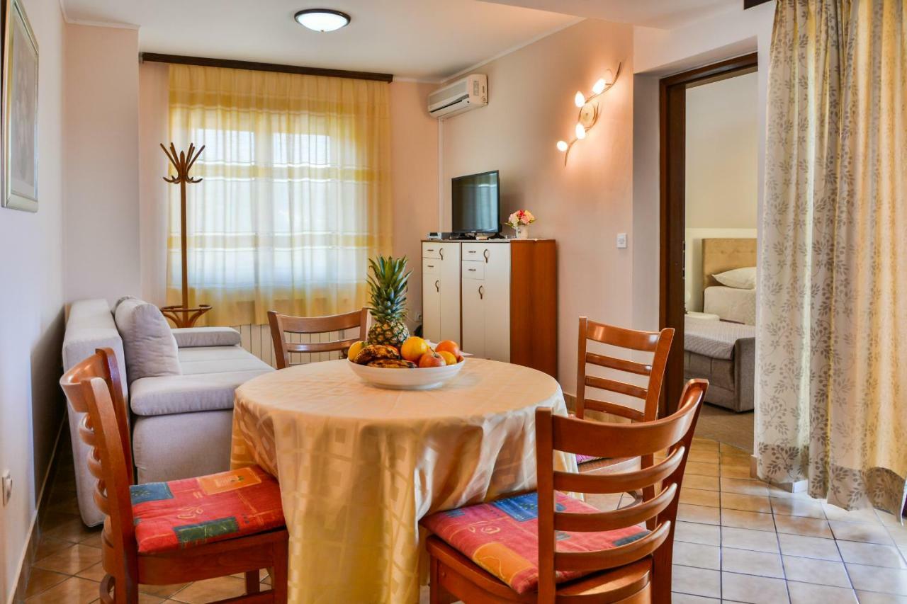 Bella Vista Apartments Криквеница Екстериор снимка